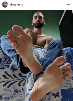 Male Feet Central