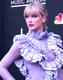 tayloralison:Taylor Swift at the 2019 Billboard Music Awards.