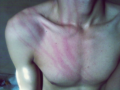 http://l-vly.tumblr.com/post/101817404486
