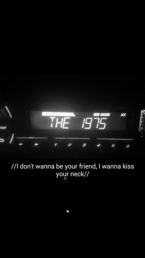 bloodbonestelephones:  Pale/Punk/Grunge/Glow