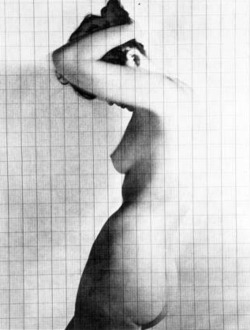 callmebalthazar: Untitled (Graphic Nude) by Erwin Blumenfeld voll schön