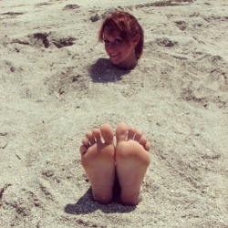 Evangeline Hot Feet