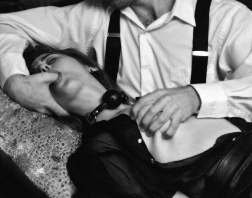 angee1967:  Oh yes the thumb 😈😳