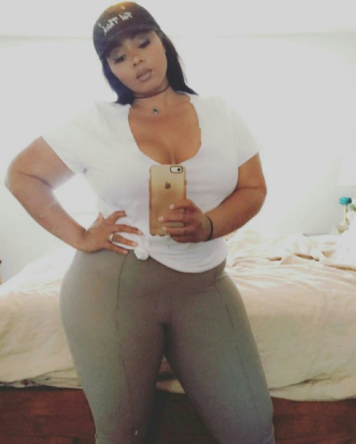 bruh-in-law:Plussizebeautytejera