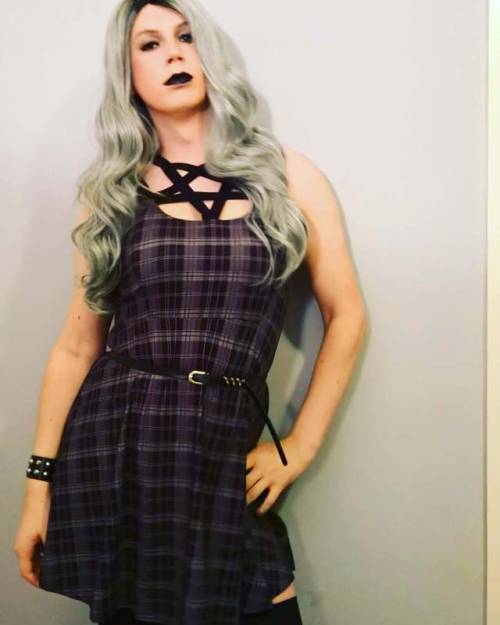 Goth Bitch #ladyboy #trap #sissy #sissyslut #crossdresser #crossdresserslut #transgirl #transgender 