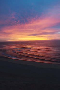 touchdisky:  Sunrise Over White Crest Beach,