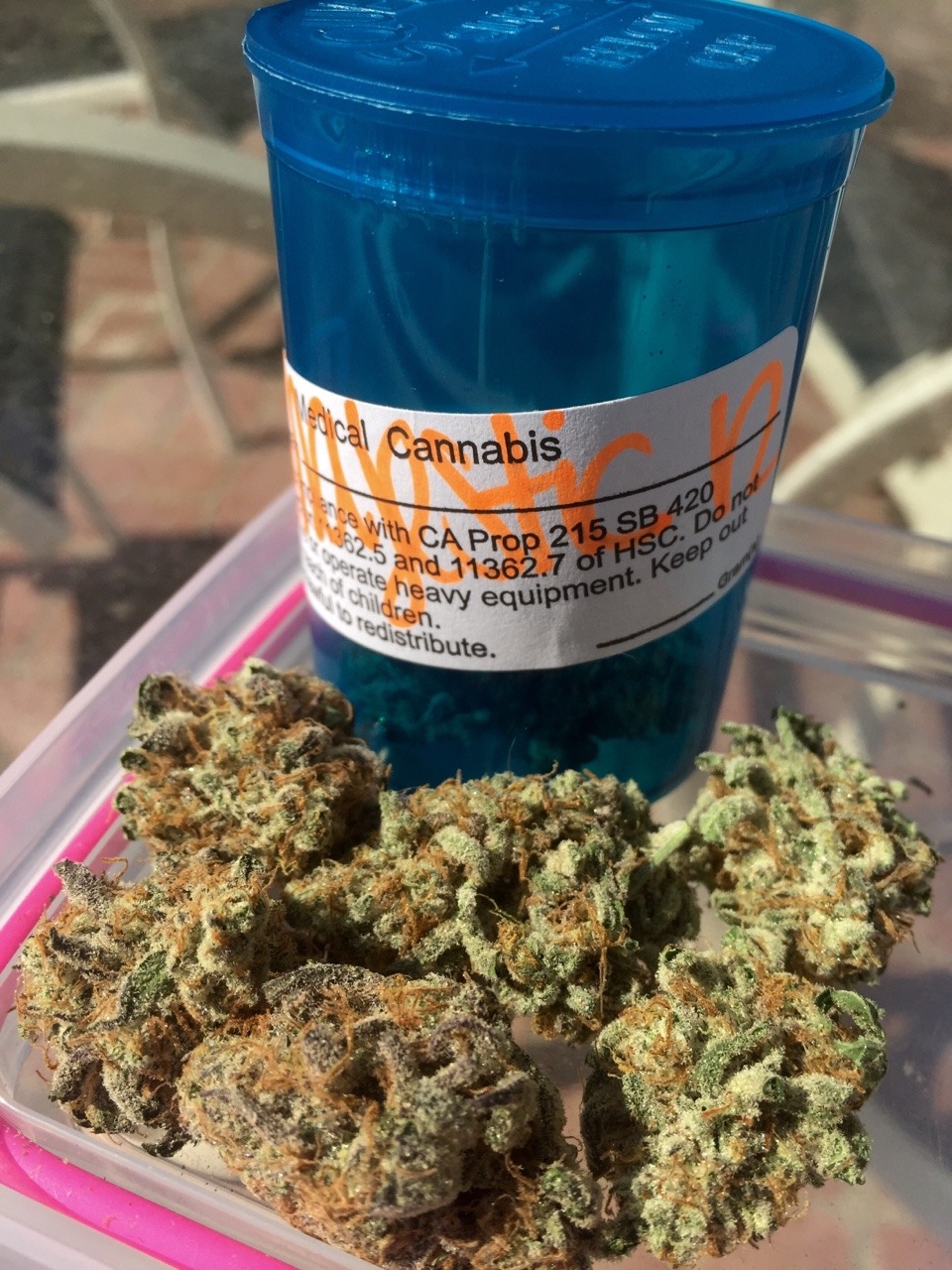 awakeningavalon:  Majestic 12 (No Filter) 🔥   Took 8th for Indica flowers at the