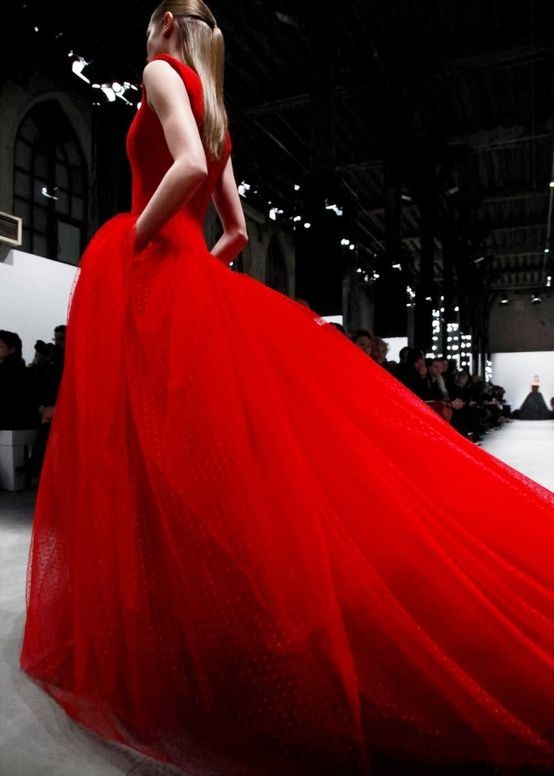 sya-sewinch-joy:  KIRMIZI  http://www.pinterest.com/sevinchjoy/ 