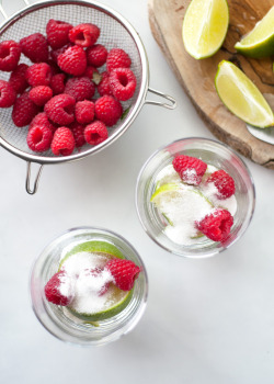 foodffs:  raspberry caipirinha Really nice recipes. Every hour. Show me what you cooked! 