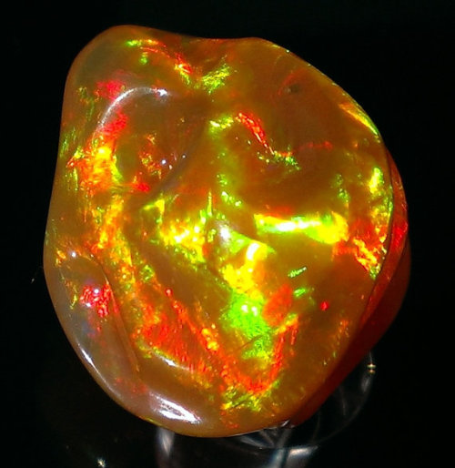 mineralists:  18.21ct Mexican Fire Opal