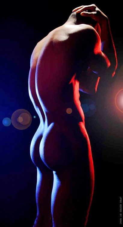 Porn photo Nude in the spotlight