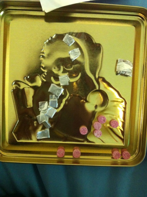 the-indigo-in-us-all:  Ain’t no party like a foil package party