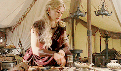 thwomanking:ladies of asoiaf [1/?] → rhaenys targaryenRhaenys loved to ride her dragon, Meraxes, and