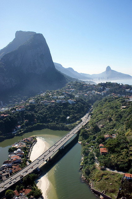 fapwizard:  visitheworld:  Barra da Tijuca District in Rio de Janeiro / Brazil (by Rubem Jr).  🙀