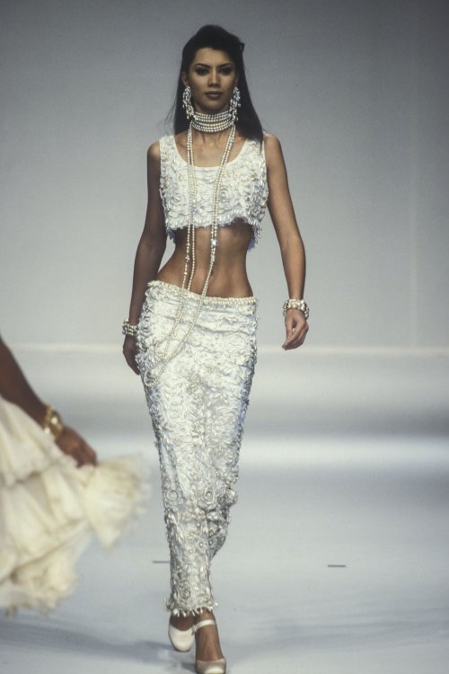 Louis Feraud - Haute Couture Fall/Winter 1993-1994