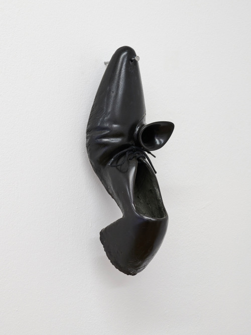 manuel-cornelius:Manuel CorneliusShoe, 2021plaster, shellac, pigment, pumice powder, polyethylentere