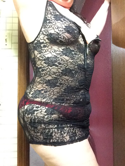 cornerplayhouse: New lingerie!Very sexy!