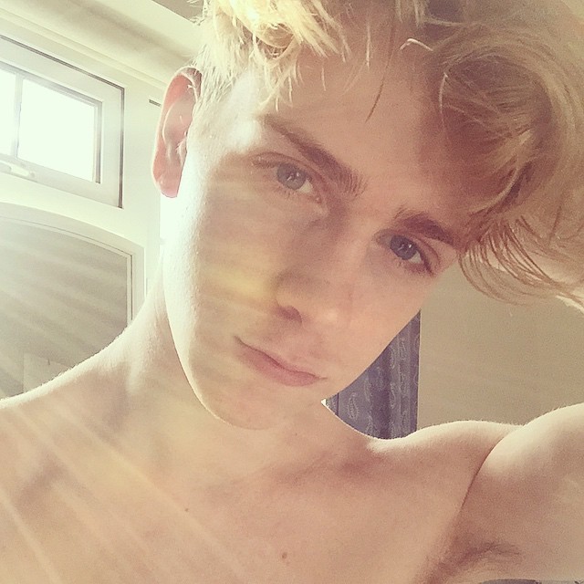 erected:  👼 #me