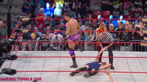 wweass:  WWEass Caps - TNA Bound for Glory 2013: Part 2 Former WWE/NXT Superstar Derrick Bateman recently made his debut in TNA, now known as Ethan Carter III - EC3. God, his body looks fucking incredible! ;) I can’t wait to see him in more matches
