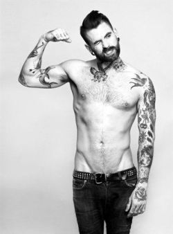 tattoosforguys:  Awesome Tattoos: OMG. These tattoos are so awesome. Check out #3. http://beautifulangel.dailypix.me/10-awesome-tattoos 