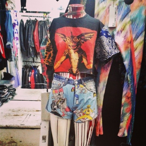 New Bowsdontcry clothes on @noirkennedyofficiel shop #bowsdontcry #clothing #croptop #grunge #vintag