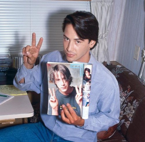 esotericy:Keanu Reeves on a Japanese Movie Magazine “Road Show” October 1990 Issue