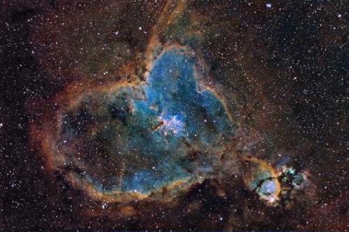 Sex spaceexp:  IC1805 - The Heart Nebula via pictures