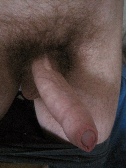 beardburnme:  Severely in lust with this one. Thanx for the submit sexy!!!!