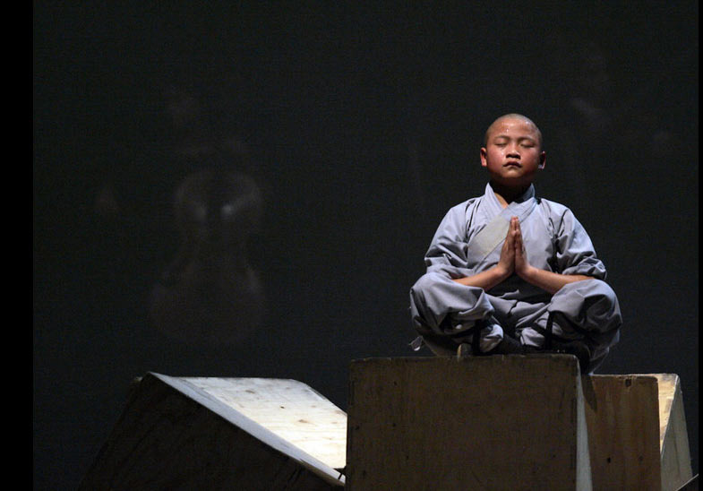 feiyueloplainshoes:  Shaolin Kung fu is one of schools of Chinese material arts with