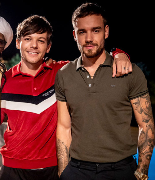 ltpics:Louis and Liam at the Judges’ Houses