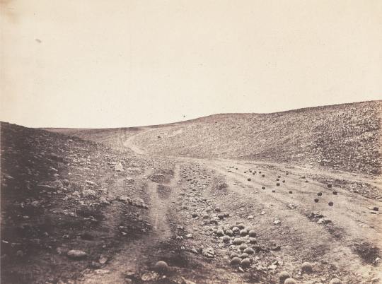 Roger Fenton, Valley of the Shadow of Death, 1855