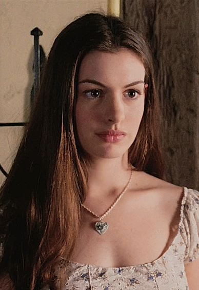 guns-n-rozen:Ella Enchanted, 2004.