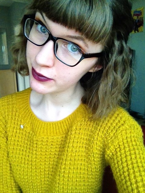 xvwvz:  my new jumper is so cute!!!! 🌟😊