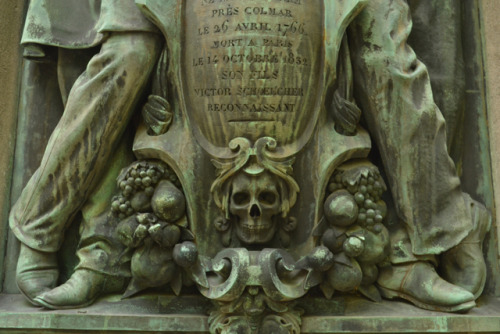 blackpaint20:Mort a Paris.Père Lachaise Cemetery.