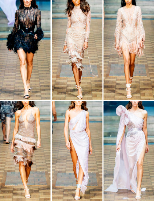 JULIEN MACDONALD at London Fashion Week Spring 2020 if you want to support this blog consider donati