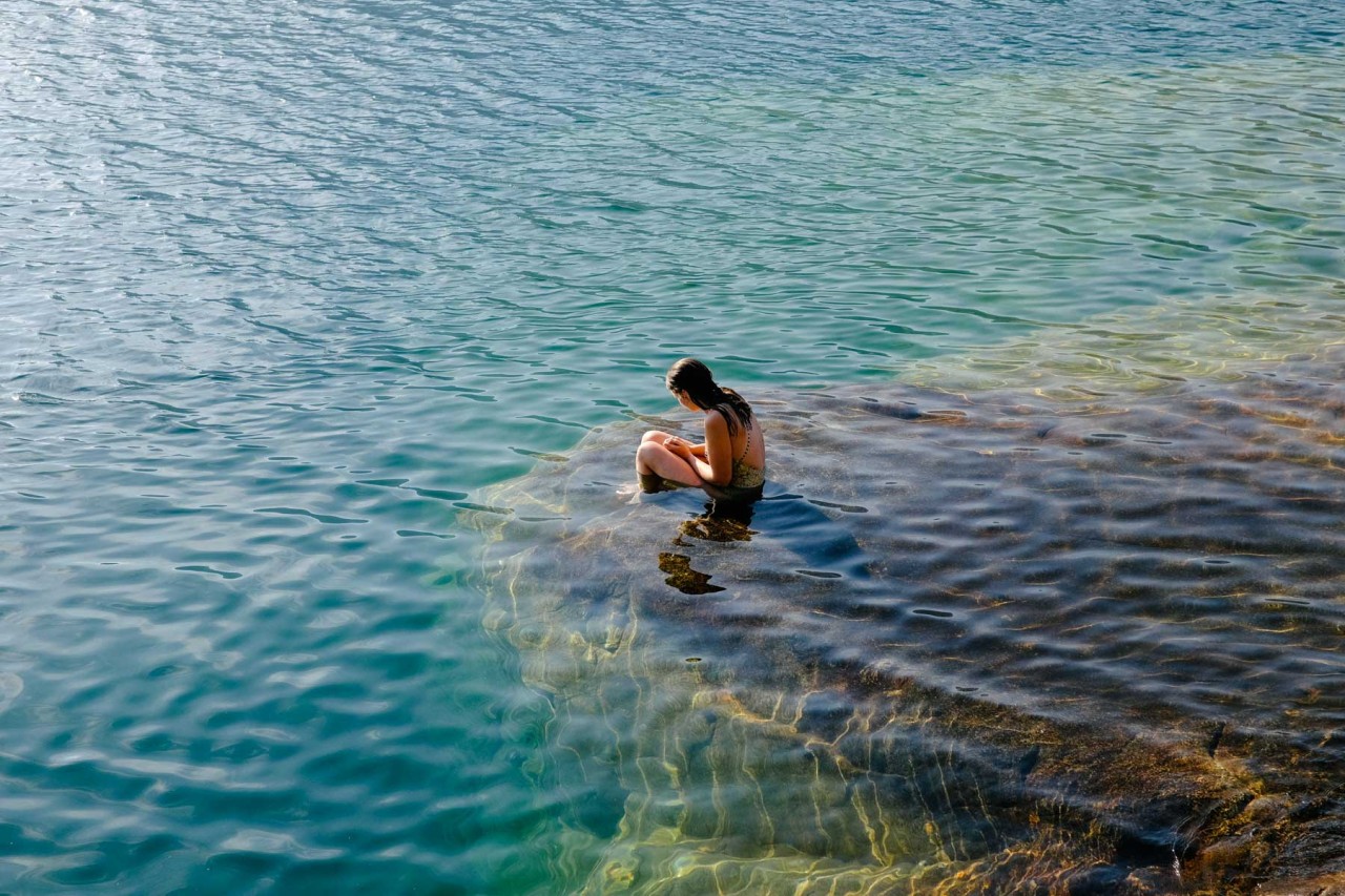 secretcities:Summer swims [ w Megan McLellan ]