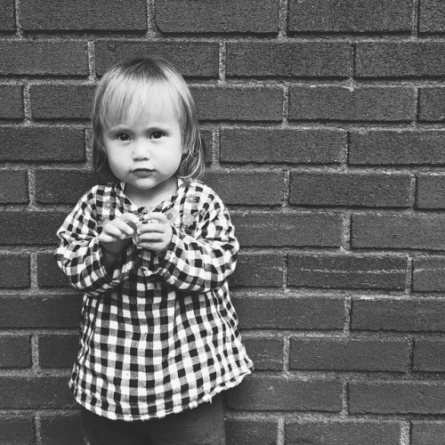 Hangin’ { #vscocam #vsco #vscogrid #x1 #mono_monday #bw #bw_lovers #hubbw #hubkids #instagramhub }