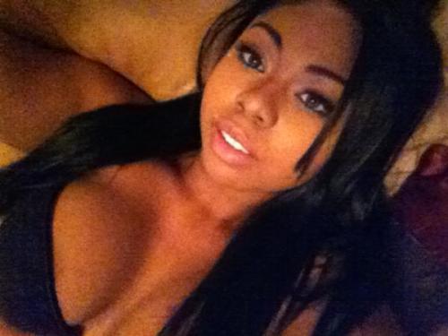 XXX badbroads:  http://badbroads.tumblr.com/ photo