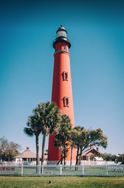 farenheits:Ponce De Leon Inlet Light by 		Jason