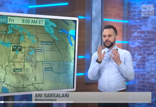 dadsgainers:  There is just something about Ari that really turns me on!!  That cute face and growing belly, it’s great to watch his weather videos!!