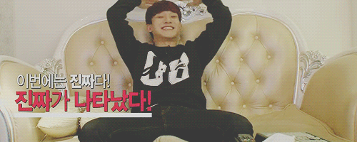 exoxoolf:  Jongdae’s sitting position… 