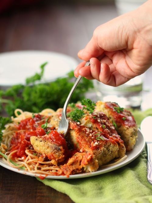 Vegan Chicken Parmesan Round UpVegan Chickpea Parmesan (GF)45-Minute Vegan Chick’n ParmesanEasy Vega