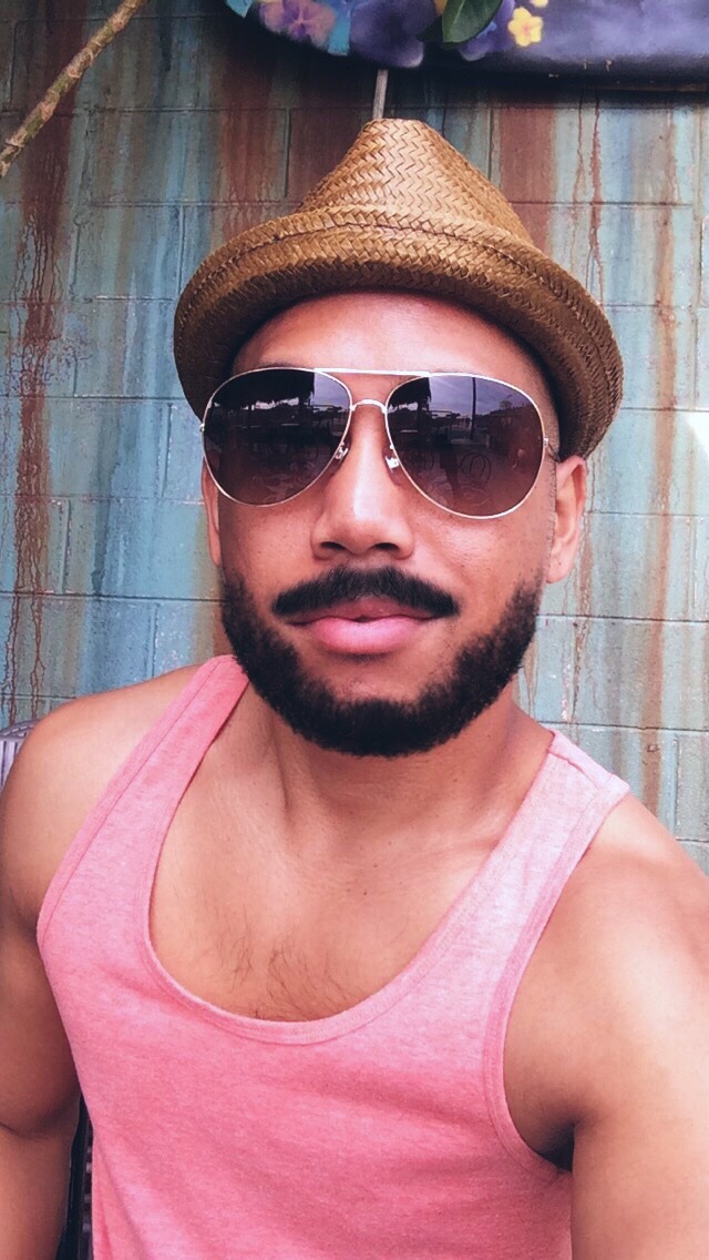jaynotjason:  Me vs. Me for Tumblr Follow us: jaynotjason.tumblr.com 
