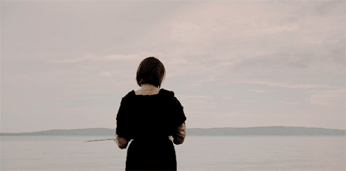 laadystoneheart: “Needle was Robb and Bran and Rickon, her mother and her father, even Sansa. Needle was Winterfell’s grey walls, and the laughter of its people. Needle was the summer snows, Old Nan’s stories, the heart tree with its red leaves