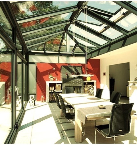 Contemporary Sunroom - Large