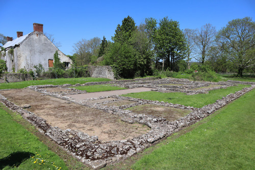 thesilicontribesman:Romano-Celtic Temple, Caerwent Roman City, Monmouthshire, 6.5.18.An extensive an