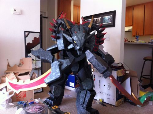 justduet:thegadgetfish:90% done, just some detailing left to do. 1 more week until Fanime!FacebookMi