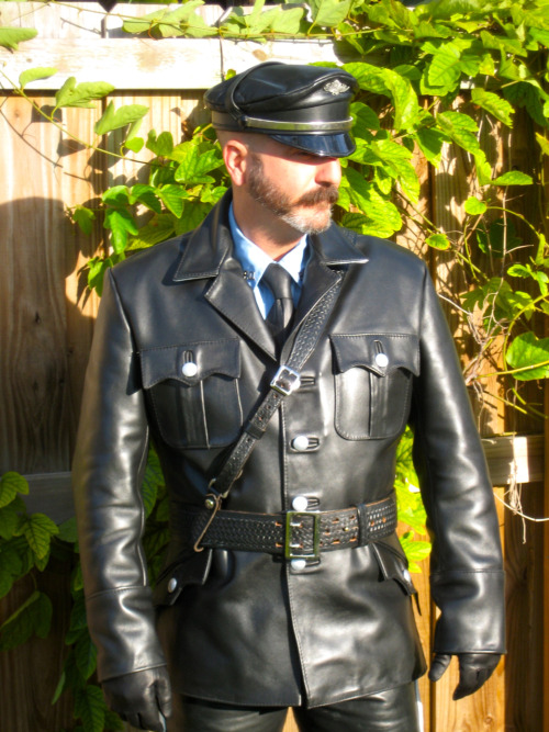 October 18, 2009.  Turns out that a VK79 SS tunic works as a ¾ length motorcycle cop jacket, 