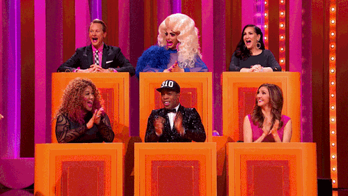 logotv:  It’s a 227 reunion up in here! Catch the Gay For Play Game Show starring RuPaul, Monday at 10:30/9:30c. 
