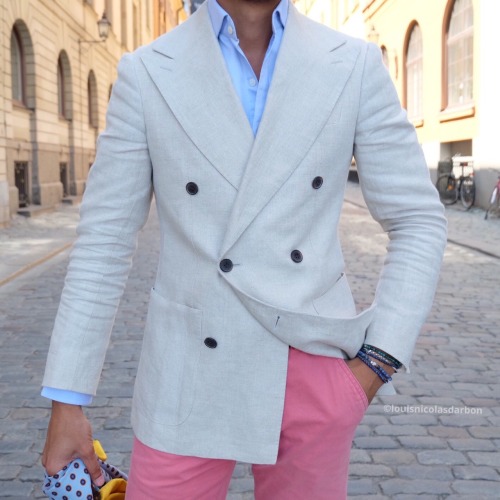 Linen double breasted x pink chino perfect summer combo. Check out my Blog at www.louisnicolasdarbon